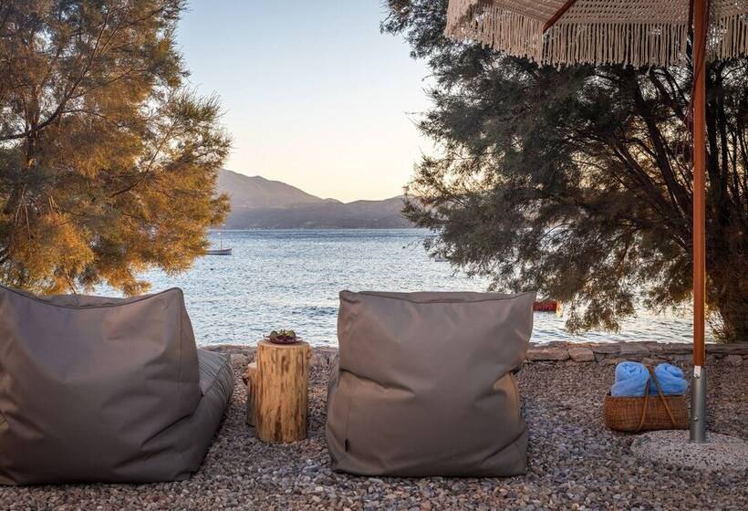 Klima Bay Beachfront Boutique Houses