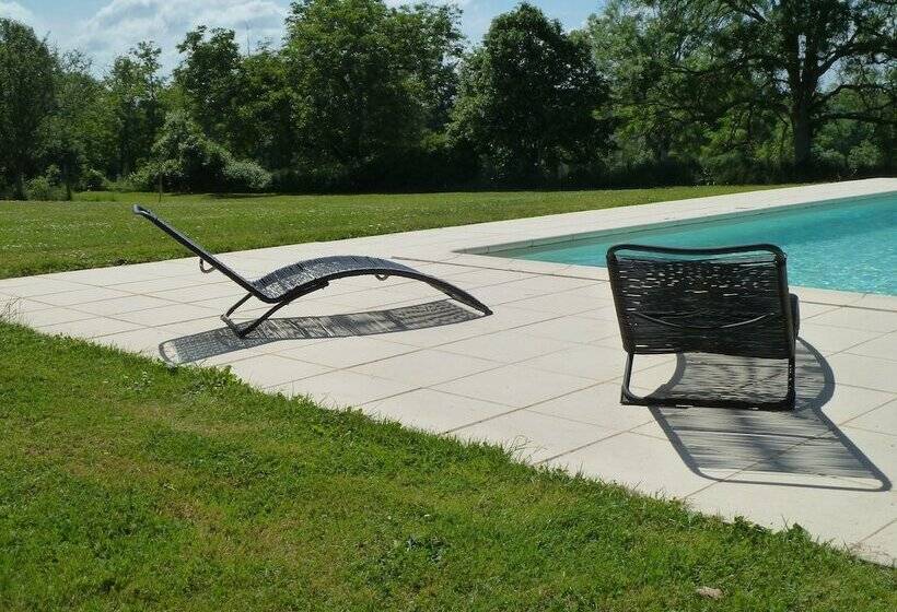 La Maison Aux Arcades