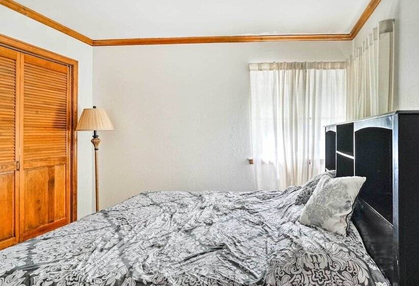 Lake Arrowhead Cabin: Lush Yard ~ 5 Mi To Village