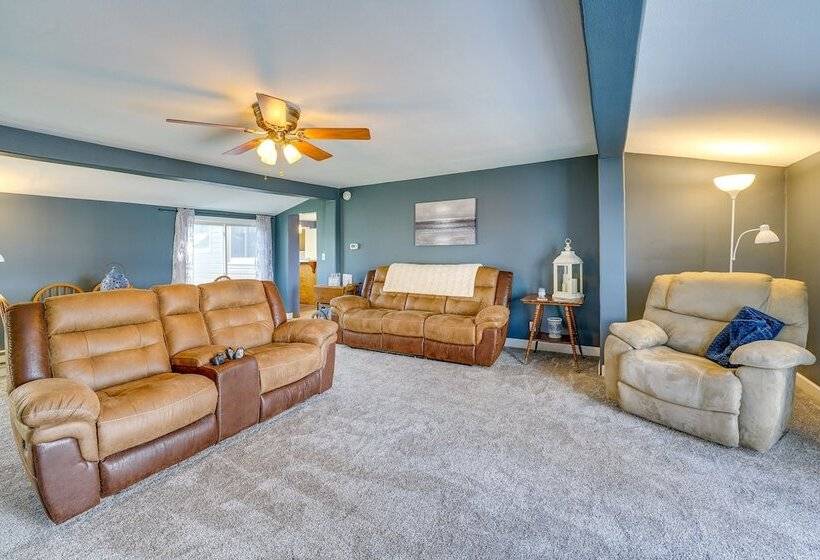 Lake White Cloud Home With Fire Pit!