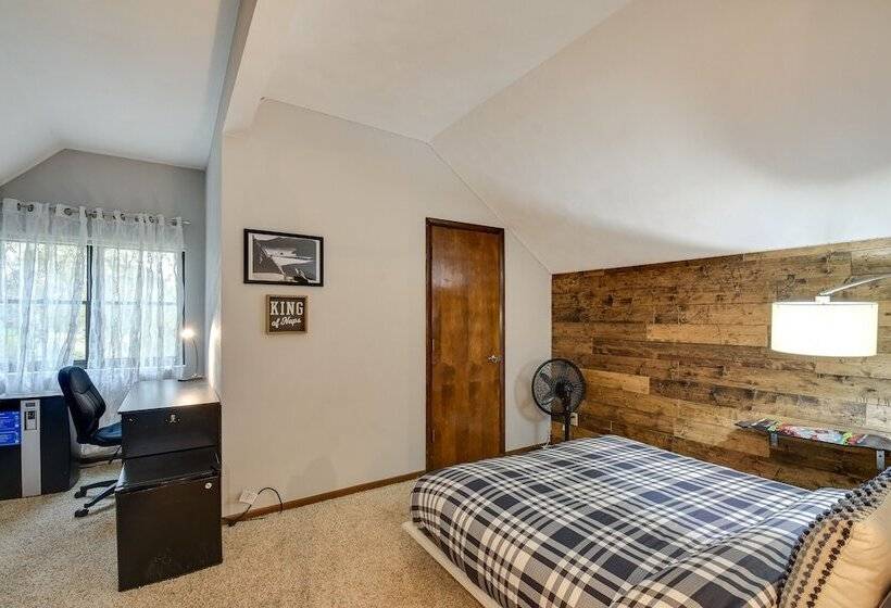 Large Home W/ Game Room, 4 Mi To Mississippi River