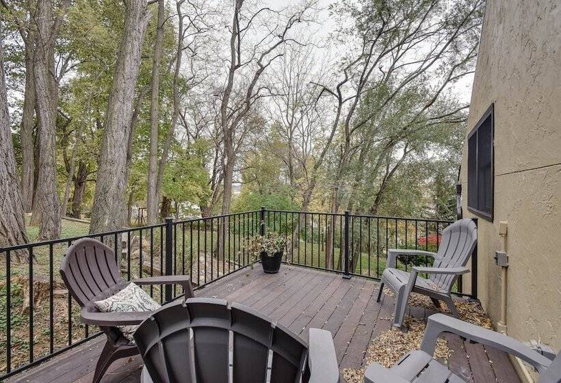 Large Home W/ Game Room, 4 Mi To Mississippi River