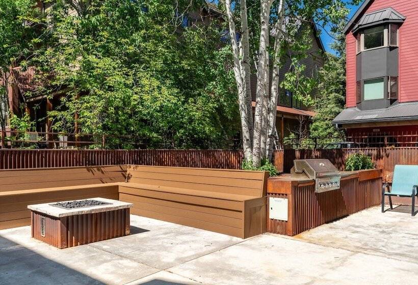 Lulu City Ii By Resortquest