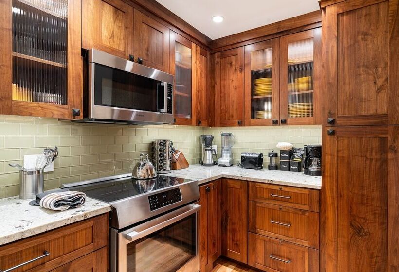 Lulu City Ii By Resortquest