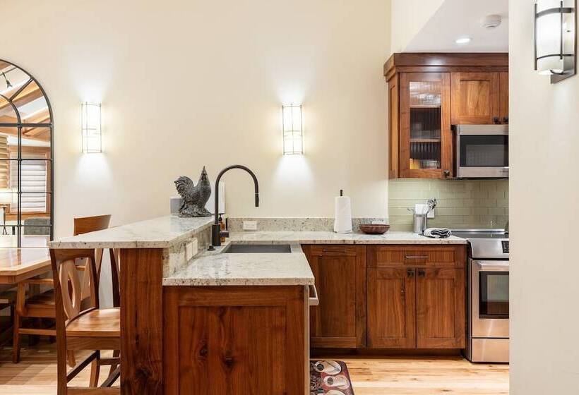 Lulu City Ii By Resortquest