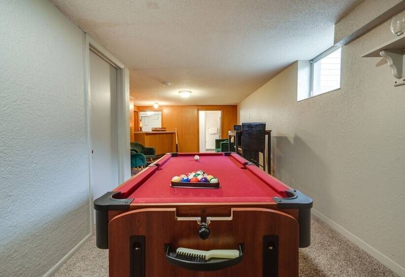 Pet Friendly St Paul Home: Fireplace & Office Area