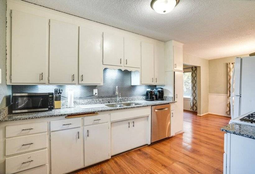 Pet Friendly St Paul Home: Fireplace & Office Area