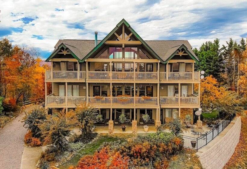 Tanasi Lodge   Weddings   Retreats   Gathering