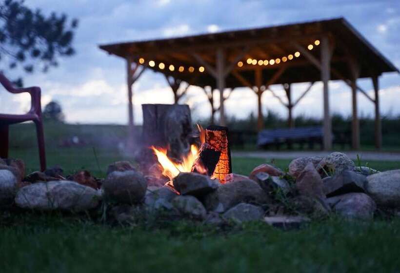 Mackinaw Timbers Cabins