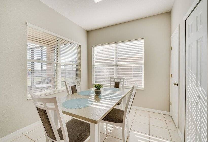 Near Golf Courses: Modern Davenport Home W/ Pool