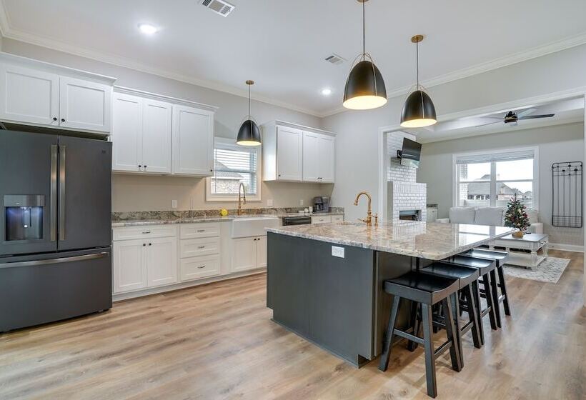 Modern Natchitoches Retreat On Cane River!