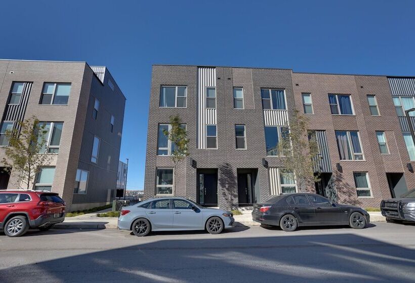 4 Mi To Center City: Philly Home W/ Rooftop Deck