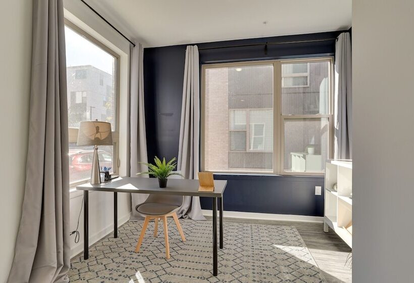 4 Mi To Center City: Philly Home W/ Rooftop Deck