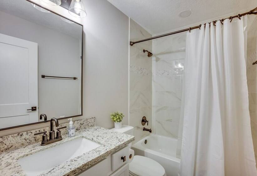 Montgomery Home W/ Patio & Grill: Near Lake Conroe