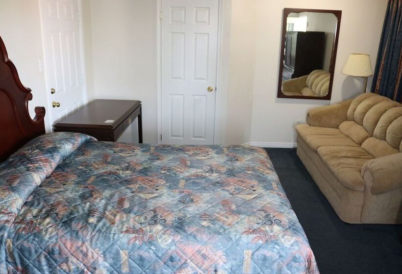 فندق على الطريق Fenelon Inn