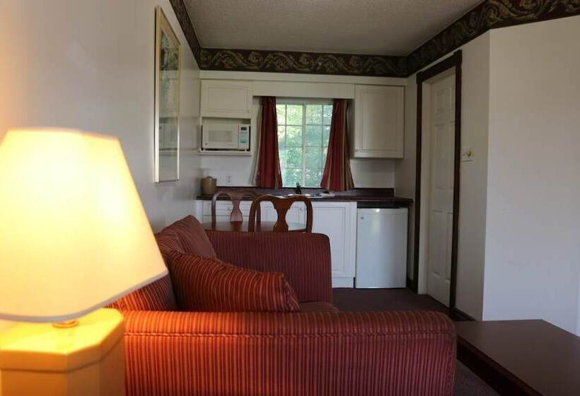 汽车旅馆  Fenelon Inn