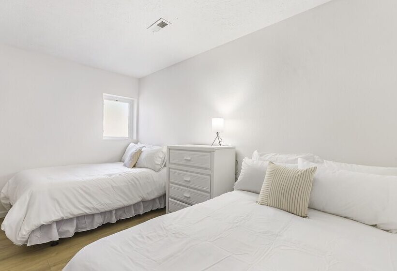 Mystic Woods Trio Branson