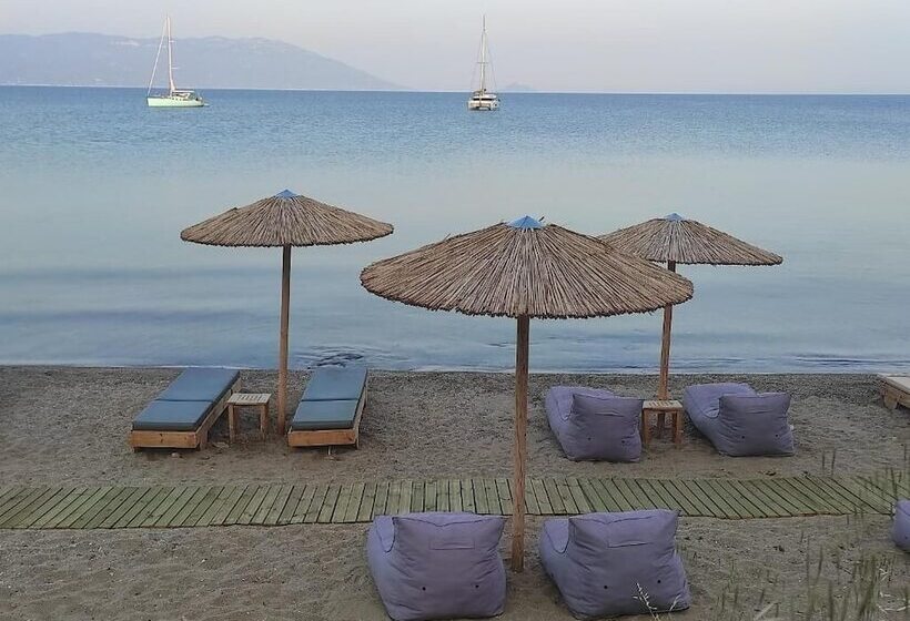 Nereides Seaside Apartments