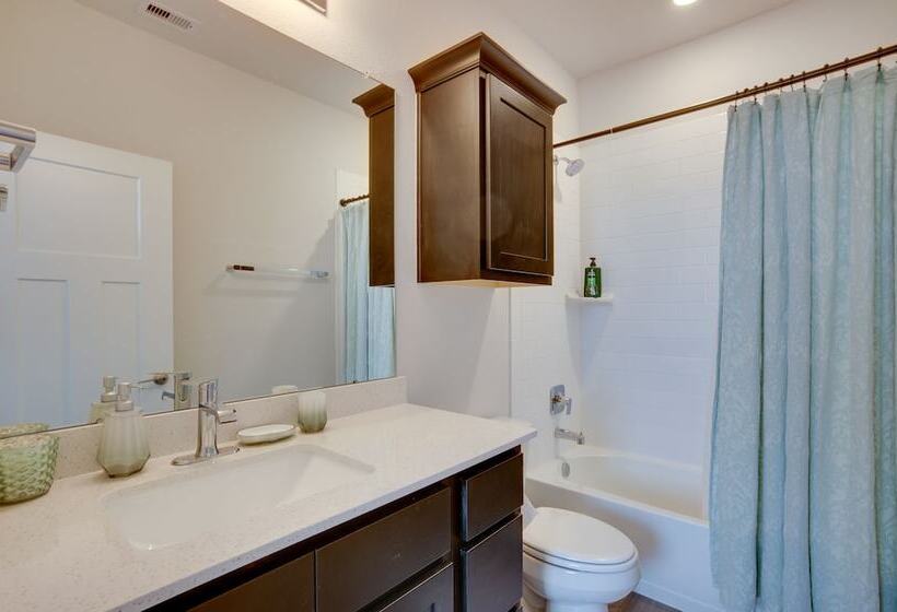 New Build College Station Home, Near Texas A & M!