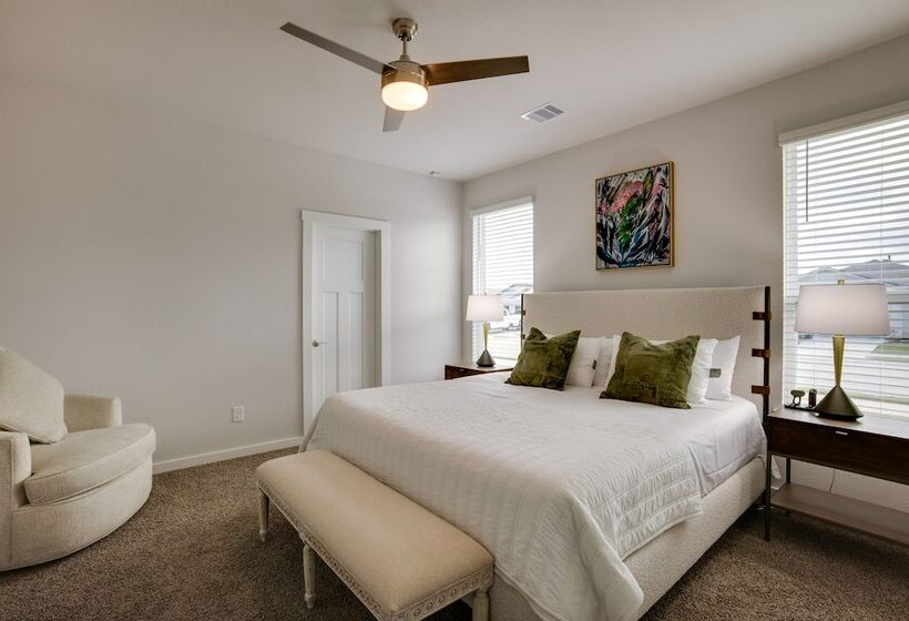 New Build College Station Home, Near Texas A & M!