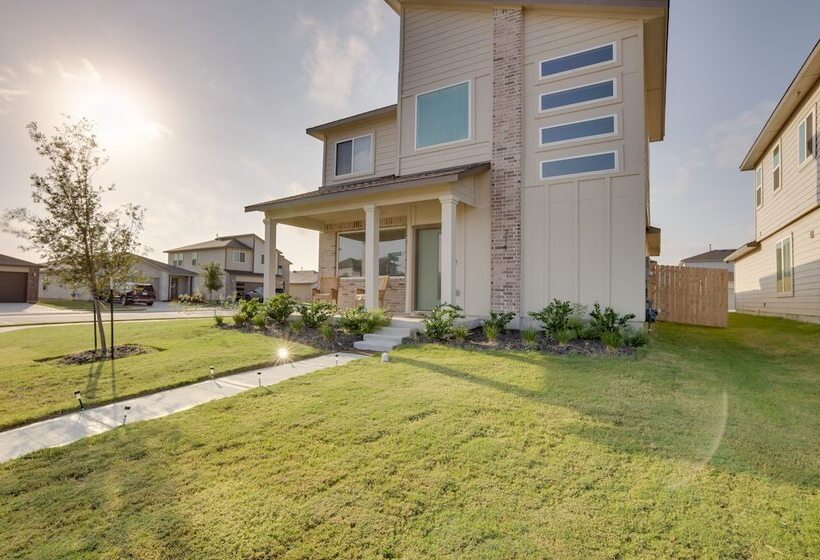 New Build College Station Home, Near Texas A & M!