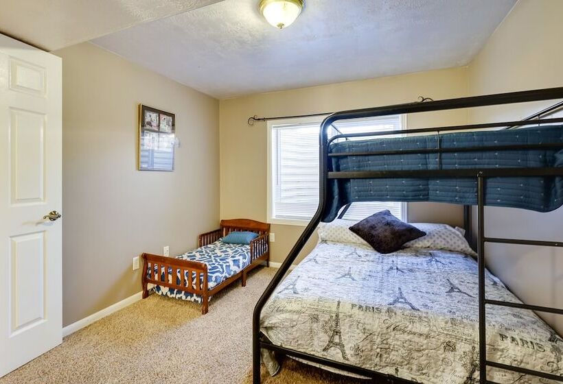North Salt Lake Vacation Rental: 7 Mi To Downtown