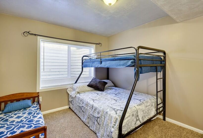 North Salt Lake Vacation Rental: 7 Mi To Downtown