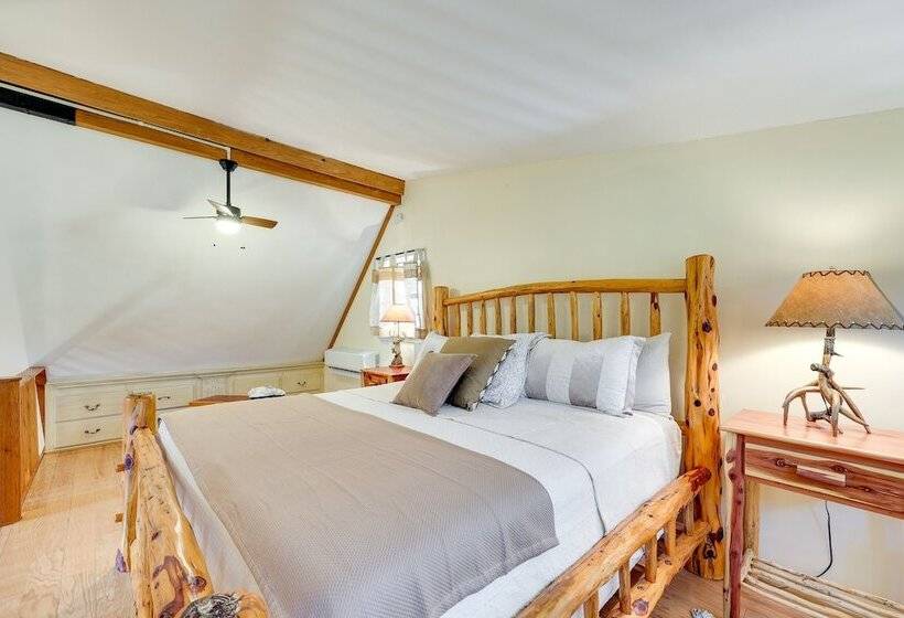 Cozy Oden Oasis W/ On Site Fishing Creek & Deck!