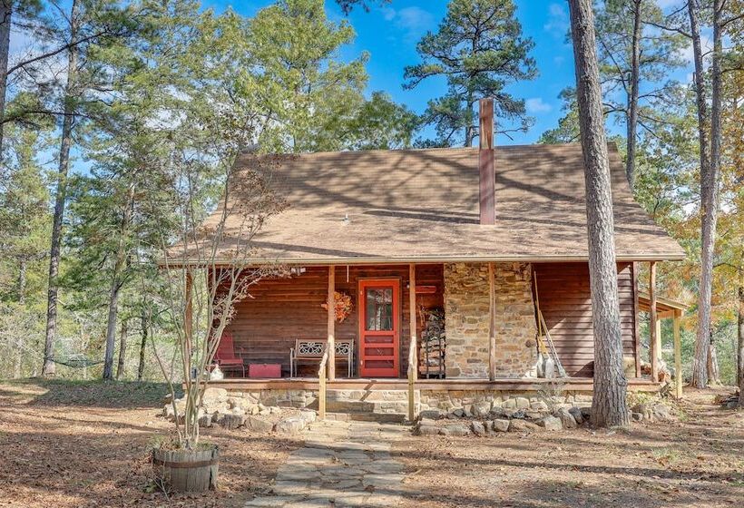 Cozy Oden Oasis W/ On Site Fishing Creek & Deck!