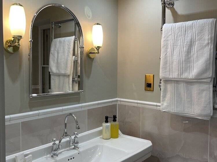 Old Town House By Ezestays, In The Heart Of The Old Town Margate