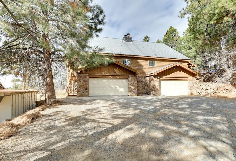 Pagosa Springs Cabin W/ Deck & Golf Course Views!