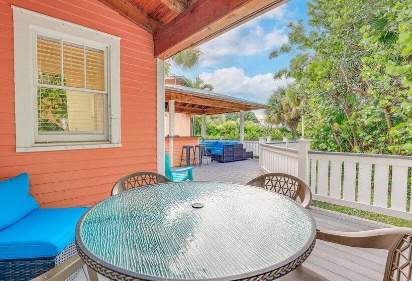 Palm City Home W/ Pool & Florida Room   Near Golf