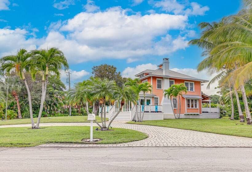 Palm City Home W/ Pool & Florida Room   Near Golf