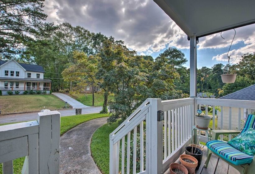 Pet Friendly Atlanta Home < 5 Mi To Downtown!