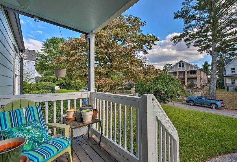 Pet Friendly Atlanta Home < 5 Mi To Downtown!