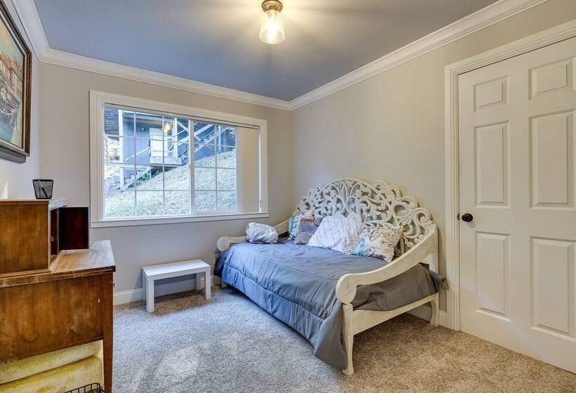 Peaceful Lower Lake Home ~ 5 Mi To Clear Lake!