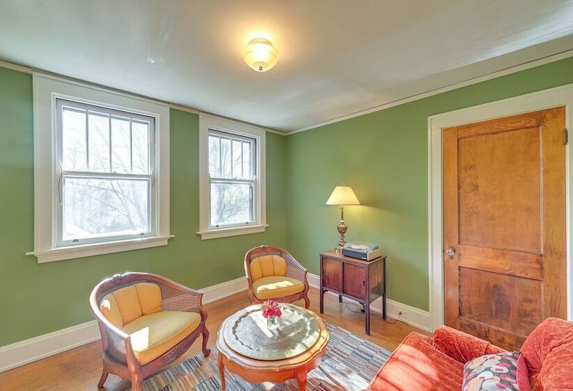 10 Mi To Downtown Cincinnati: Home W/ Fire Pit!