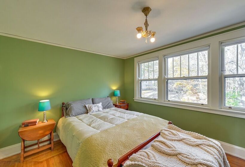 10 Mi To Downtown Cincinnati: Home W/ Fire Pit!