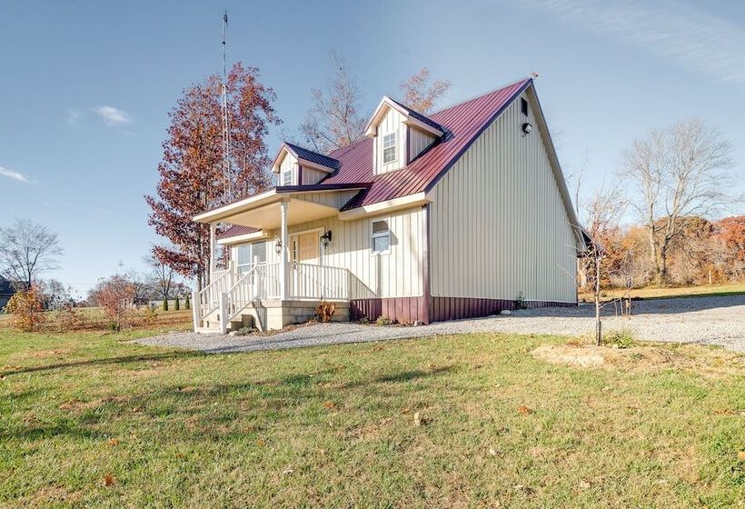 Peaceful Russell Springs Home W/ Fire Pit & Pond!