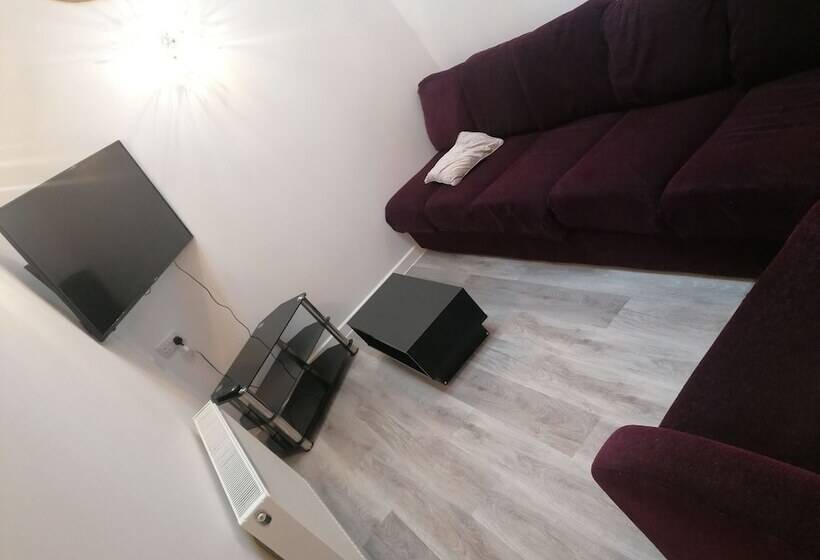 Пансион 92 Seaford Street