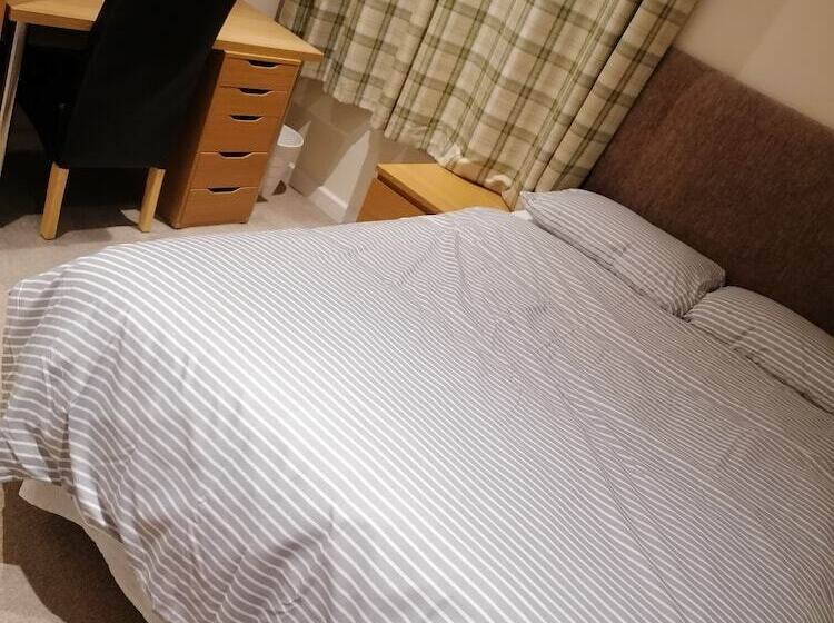 Пансион 92 Seaford Street