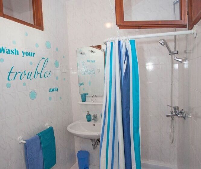 بنسيون Apartments And Room Agata