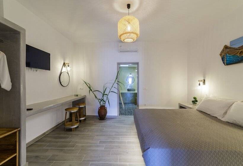 פנסיון Athiri Luxury Suites