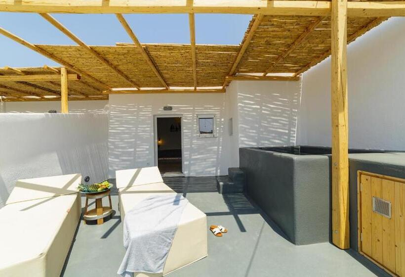 פנסיון Athiri Luxury Suites