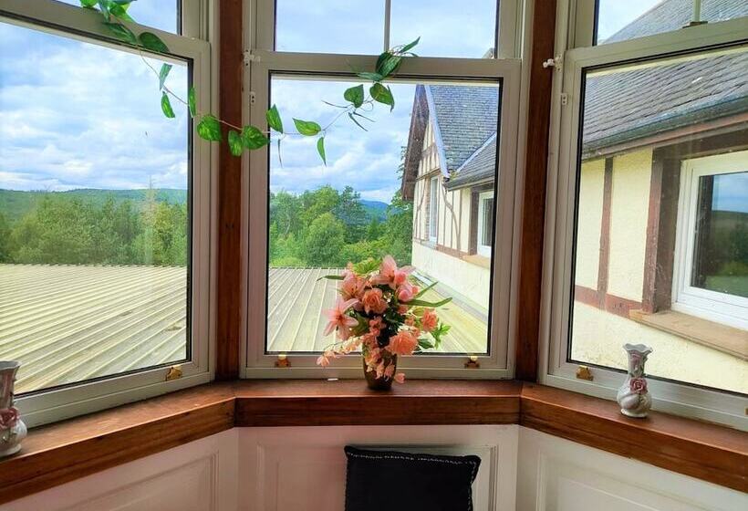 Пансион The Falls Value Rooms At Aultnagar Estate