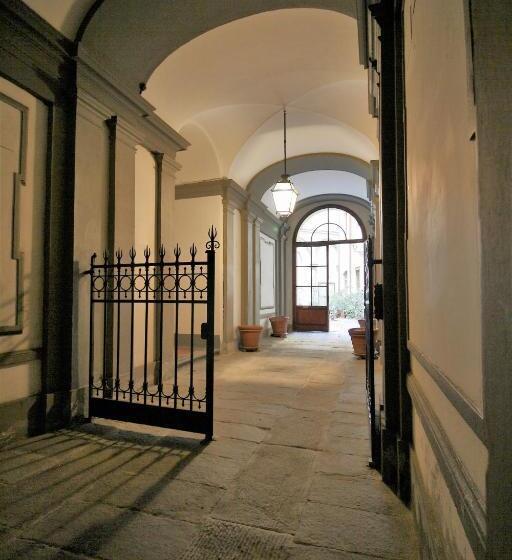 پانسیون Corsini Tintori