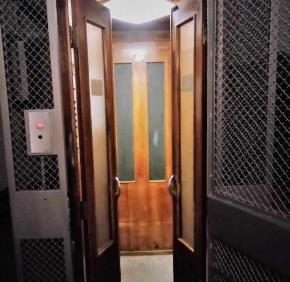 پانسیون Corsini Tintori