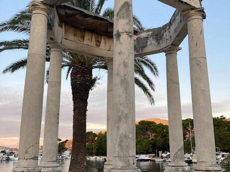 ペンション Dragazzo Room