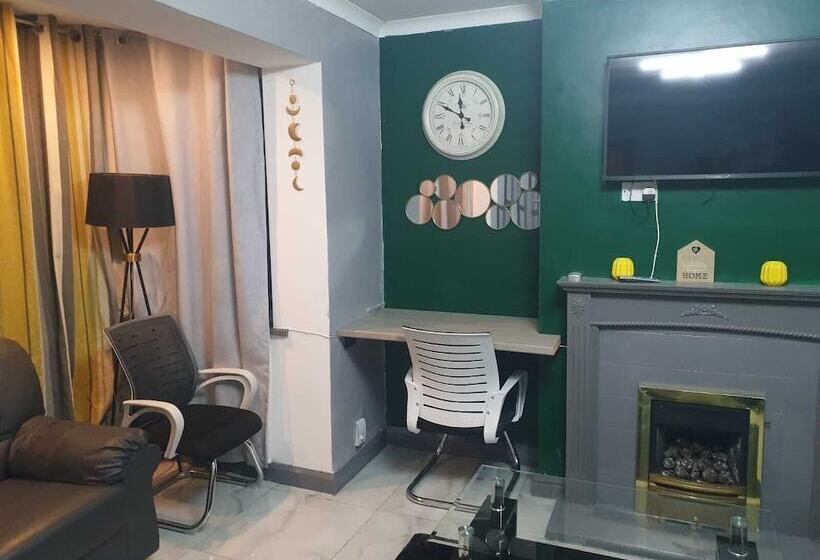 Пансион Holiday Plus New Castle