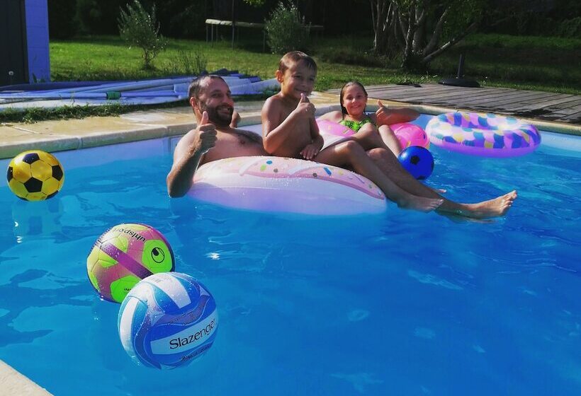 膳宿费 Le Cèdre Bleu